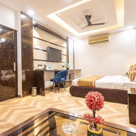Hotel Cosmo Near Blk Hospital Karol Bagh 德里 外观 照片