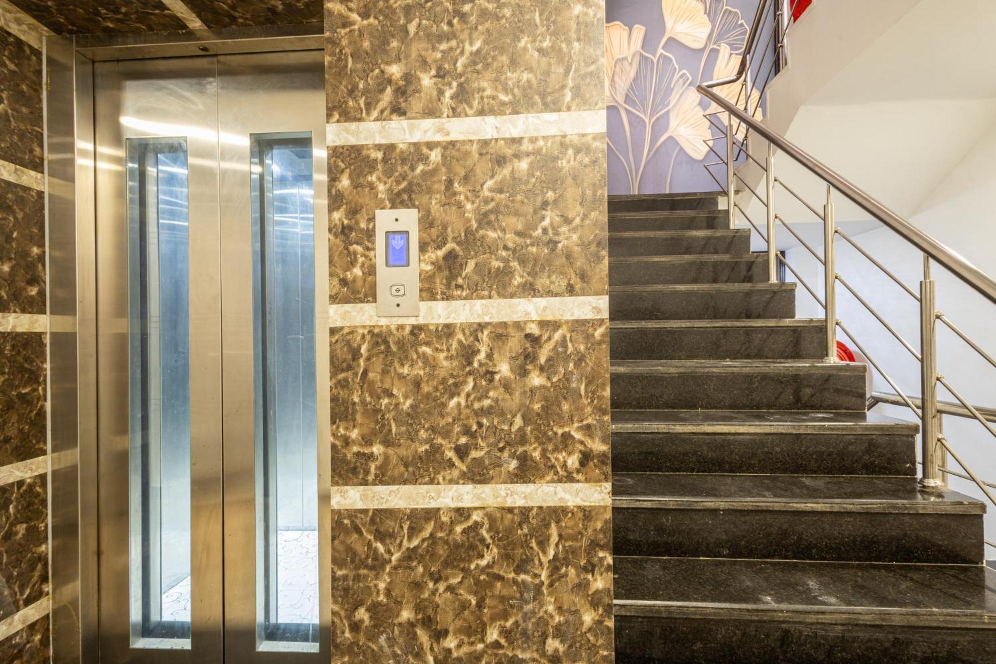 Hotel Cosmo Near Blk Hospital Karol Bagh 德里 外观 照片