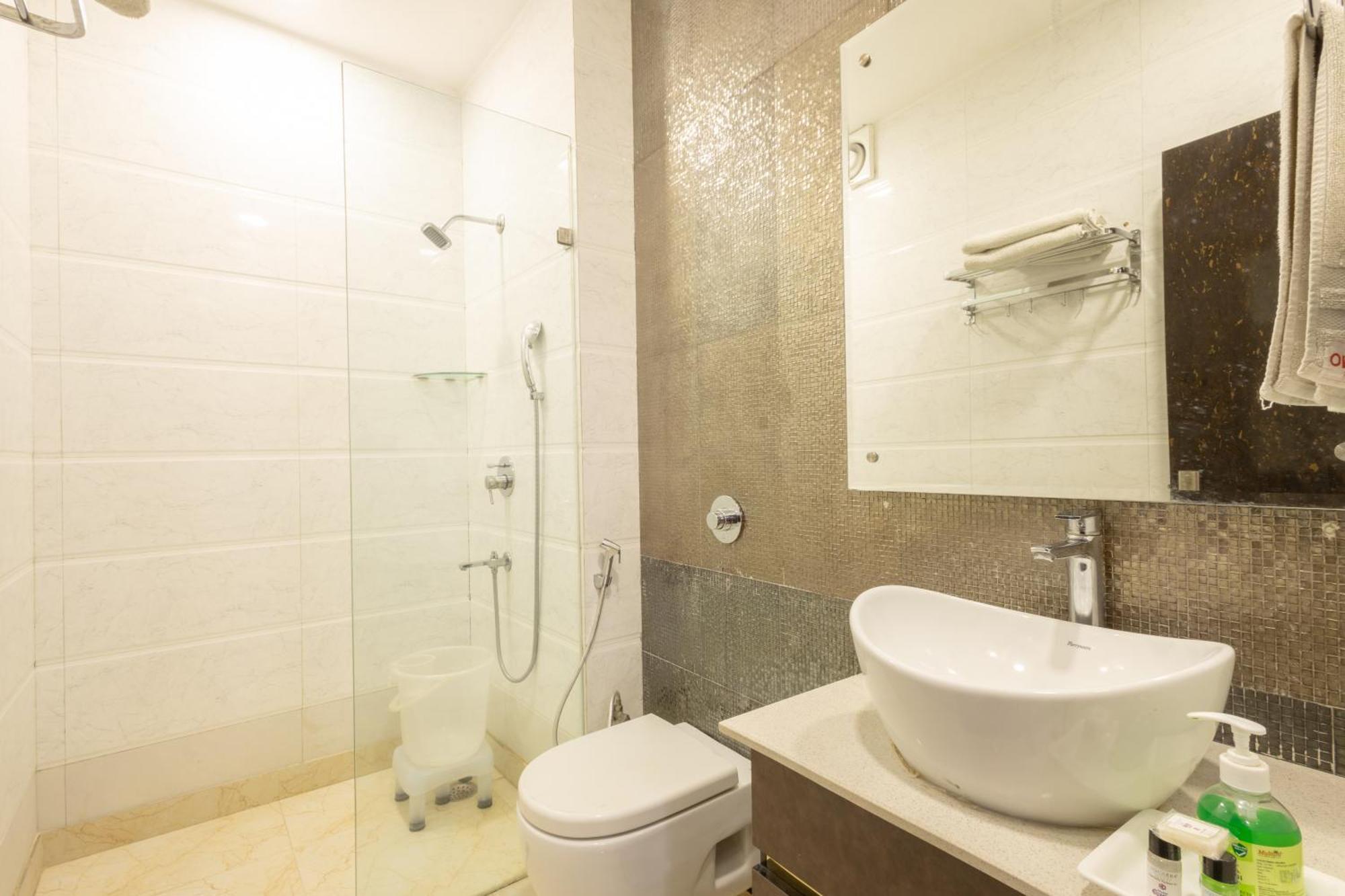 Hotel Cosmo Near Blk Hospital Karol Bagh 德里 外观 照片