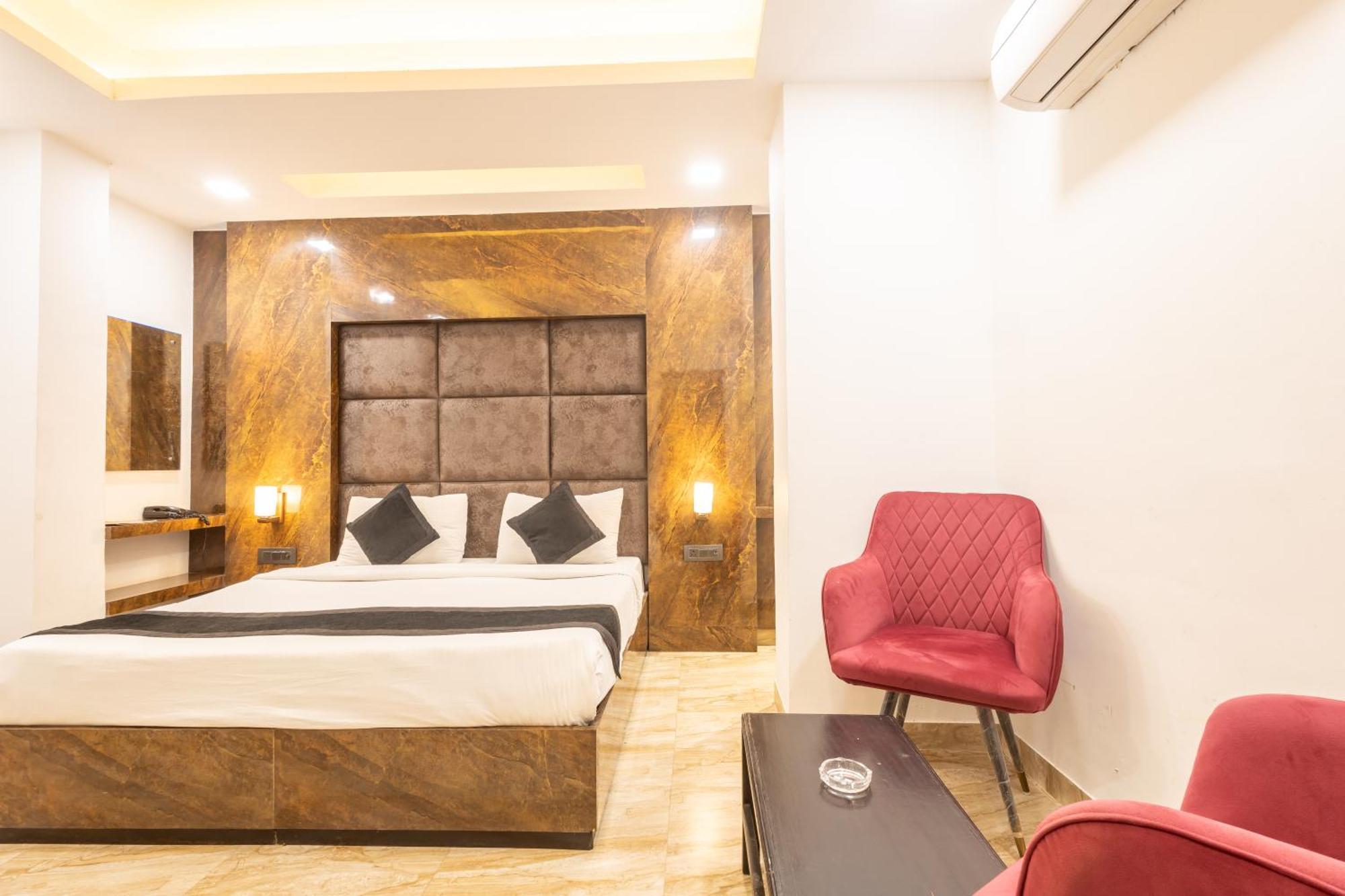 Hotel Cosmo Near Blk Hospital Karol Bagh 德里 外观 照片