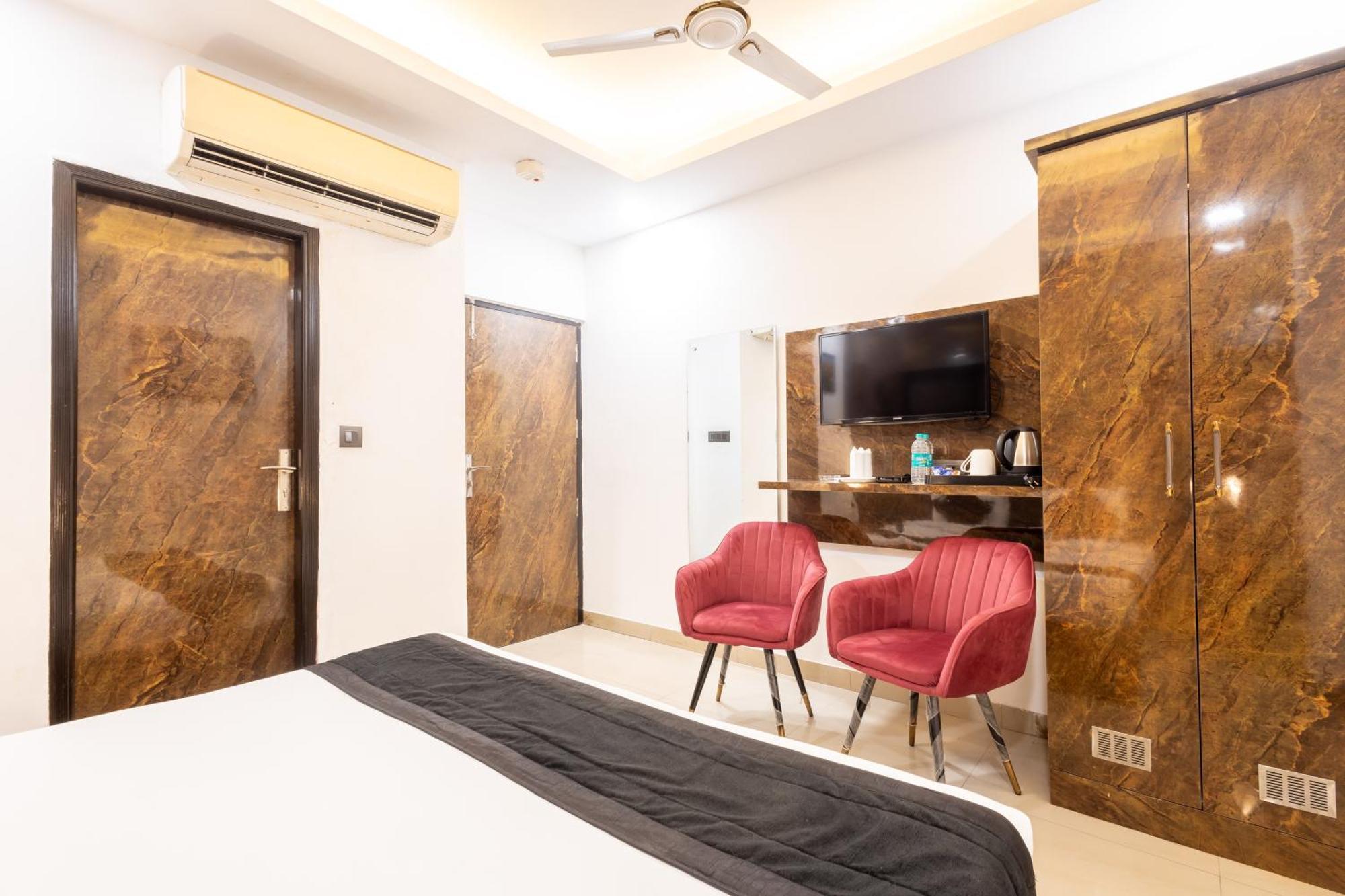 Hotel Cosmo Near Blk Hospital Karol Bagh 德里 外观 照片