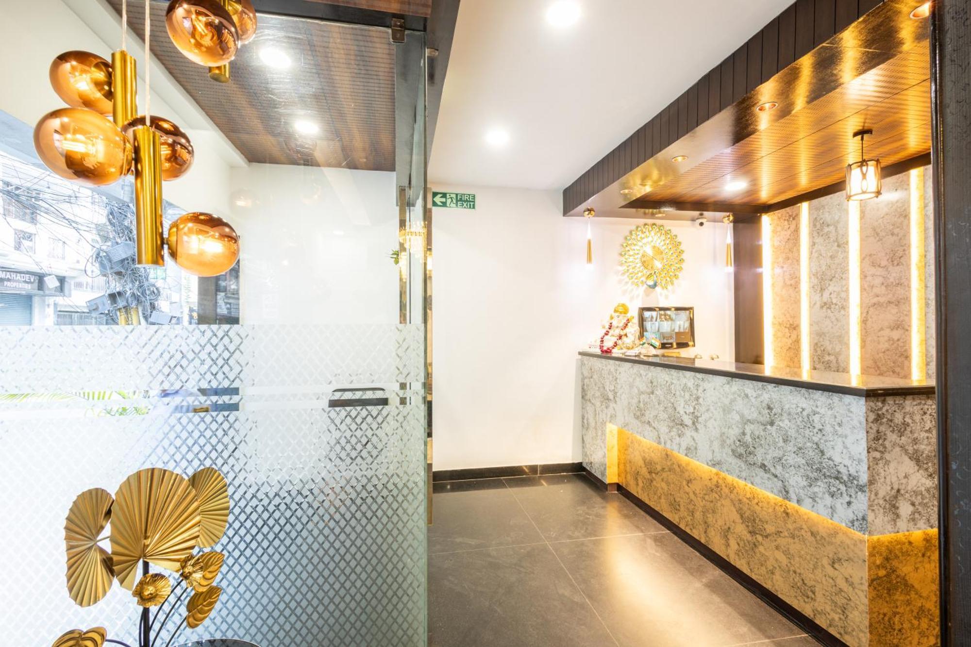 Hotel Cosmo Near Blk Hospital Karol Bagh 德里 外观 照片
